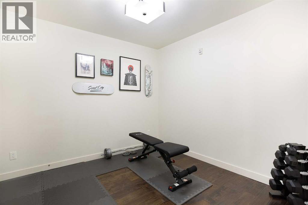 #202 1029 15 AVENUE SW - 18