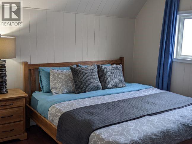 309 THIRD STREET E - 11