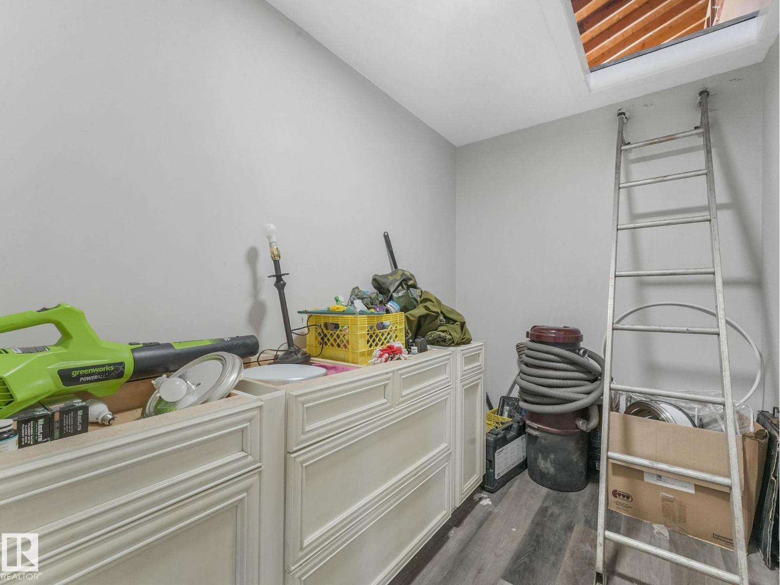 9714 151 ST NW, Edmonton