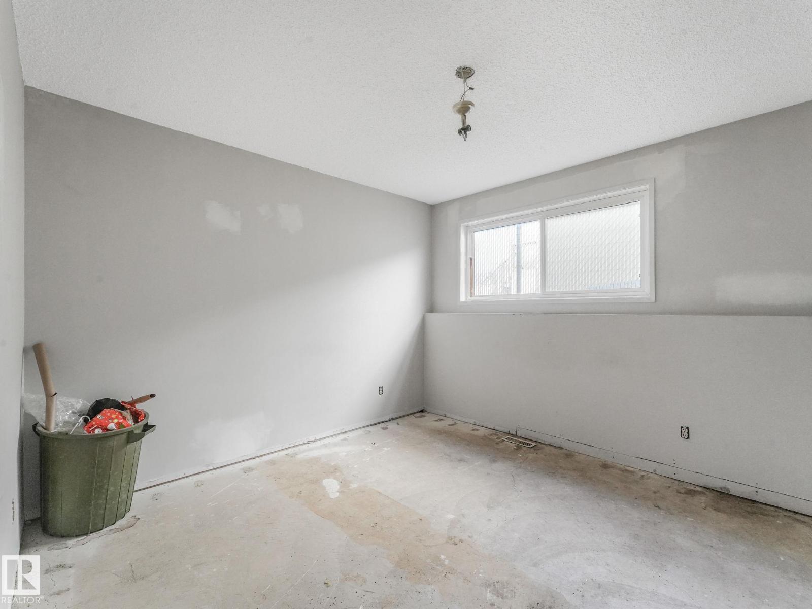 9714 151 ST NW, Edmonton