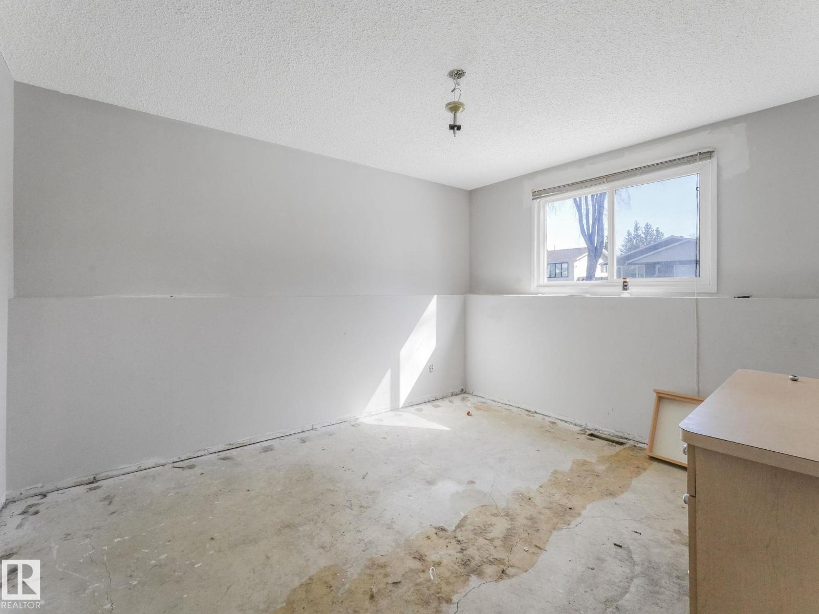 9714 151 ST NW, Edmonton