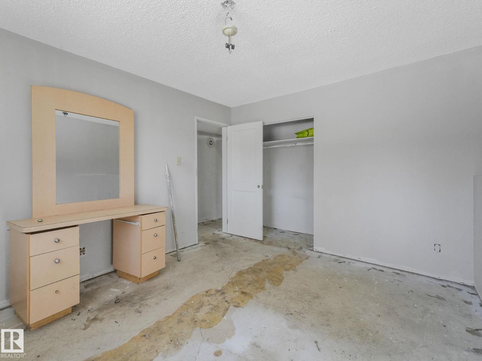 9714 151 ST NW, Edmonton