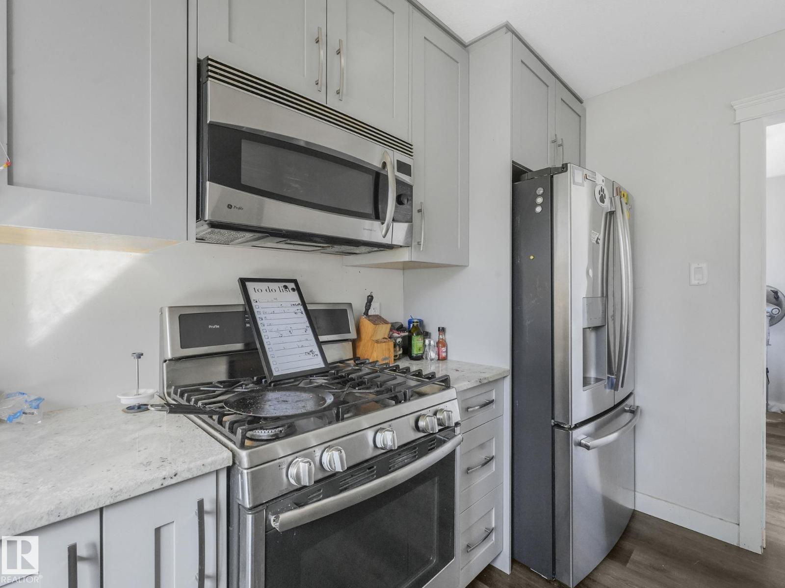 9714 151 ST NW, Edmonton