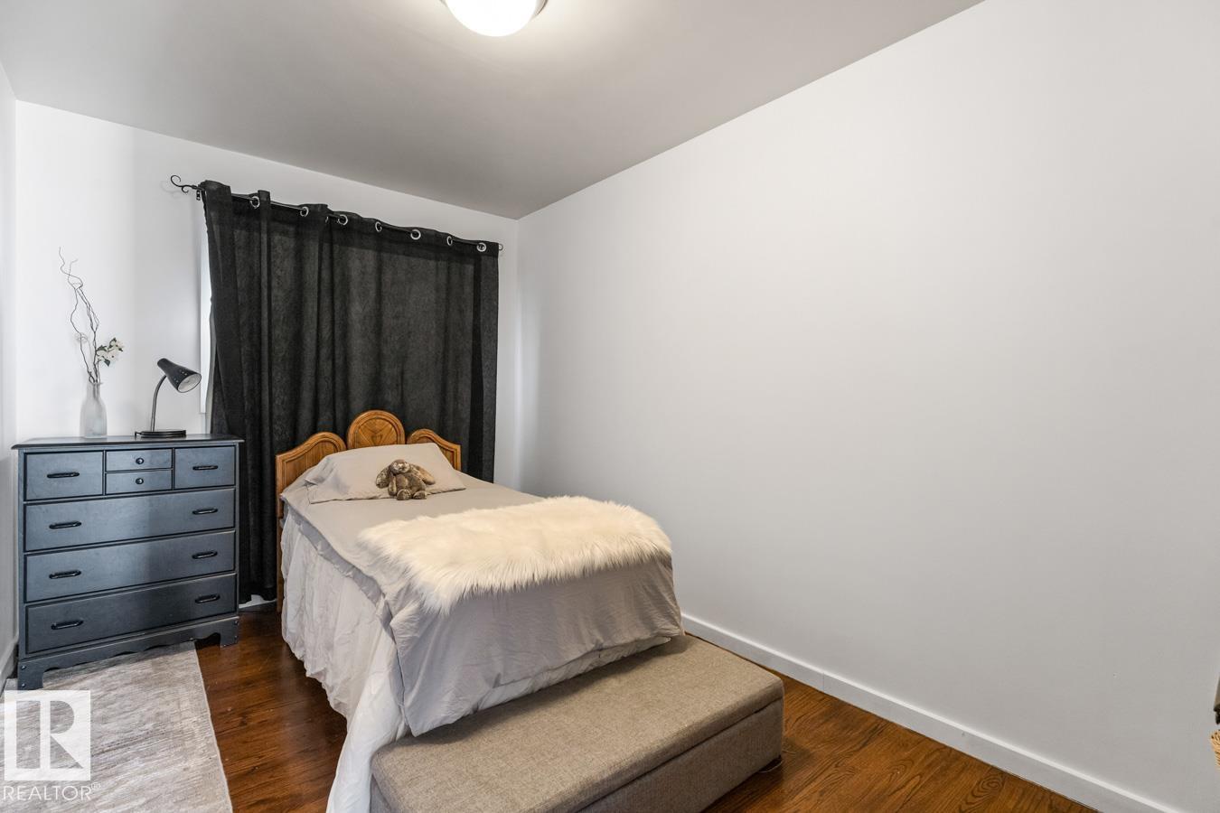 4308 108 AV NW, Edmonton