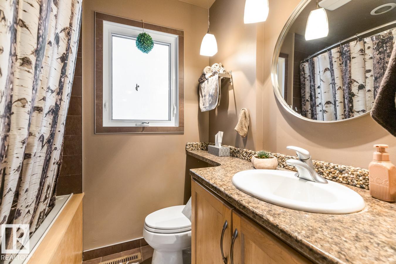 4308 108 AV NW, Edmonton