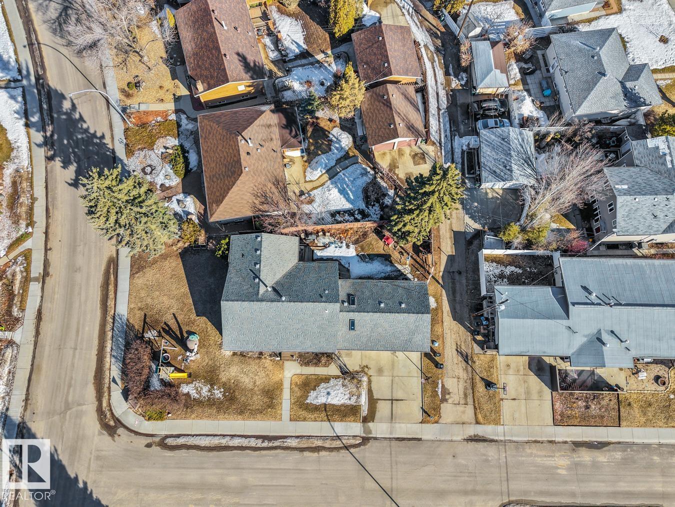 4308 108 AV NW, Edmonton