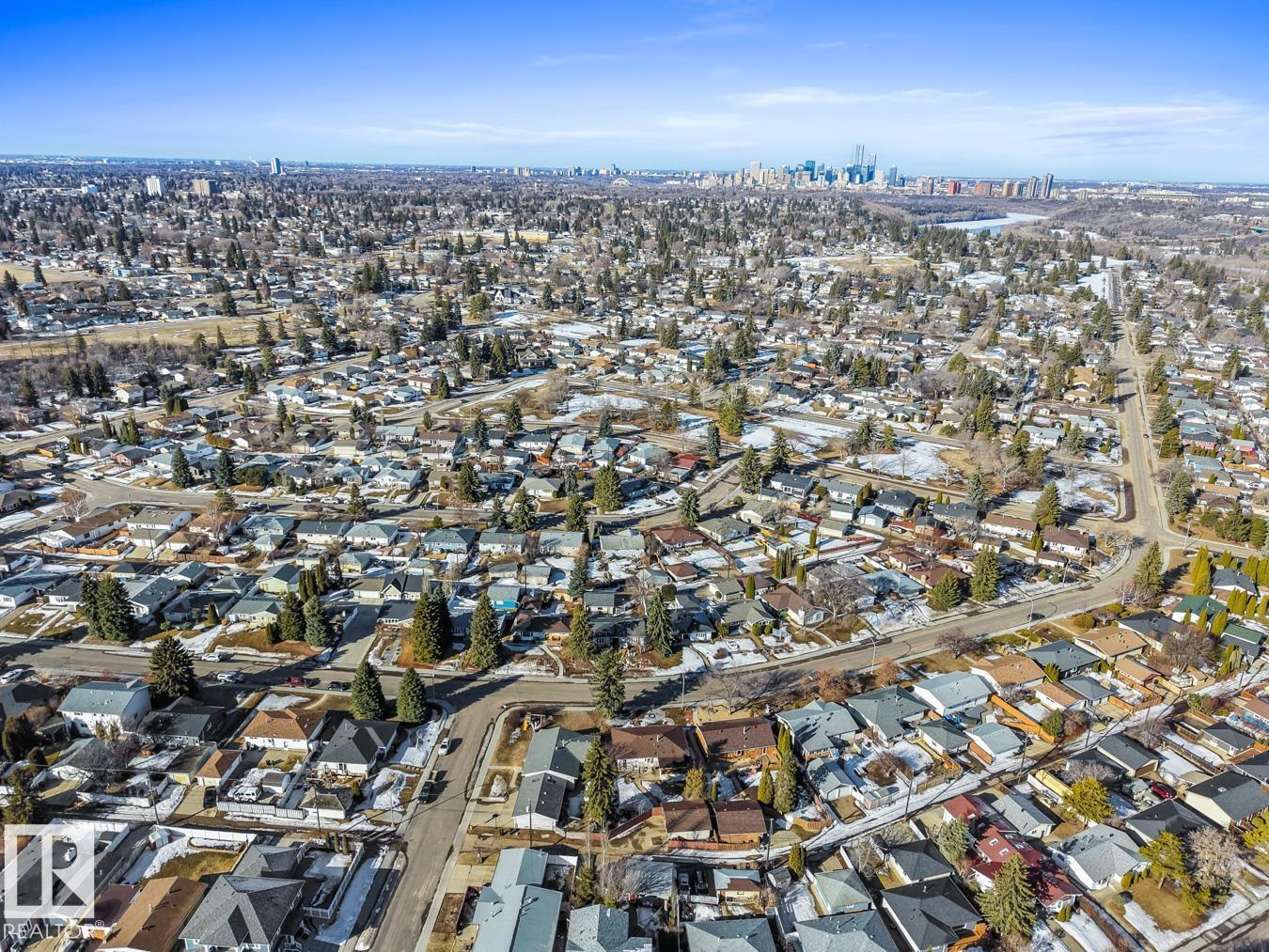 4308 108 AV NW, Edmonton