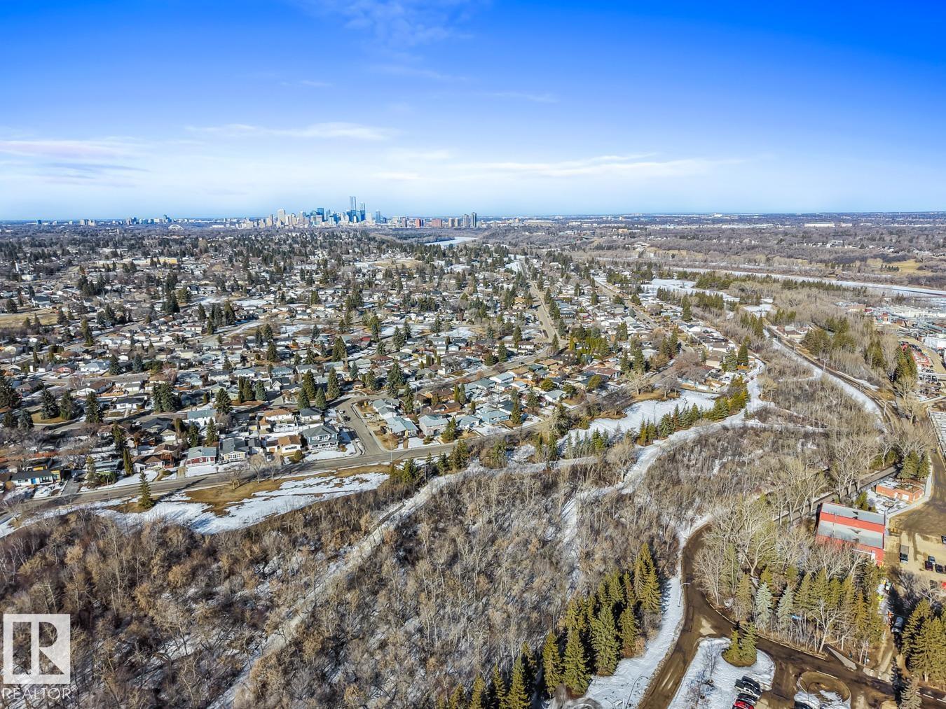 4308 108 AV NW, Edmonton