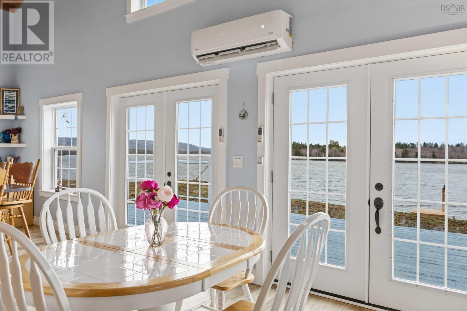 Property 14 of 46 of 6 Massachusetts Road