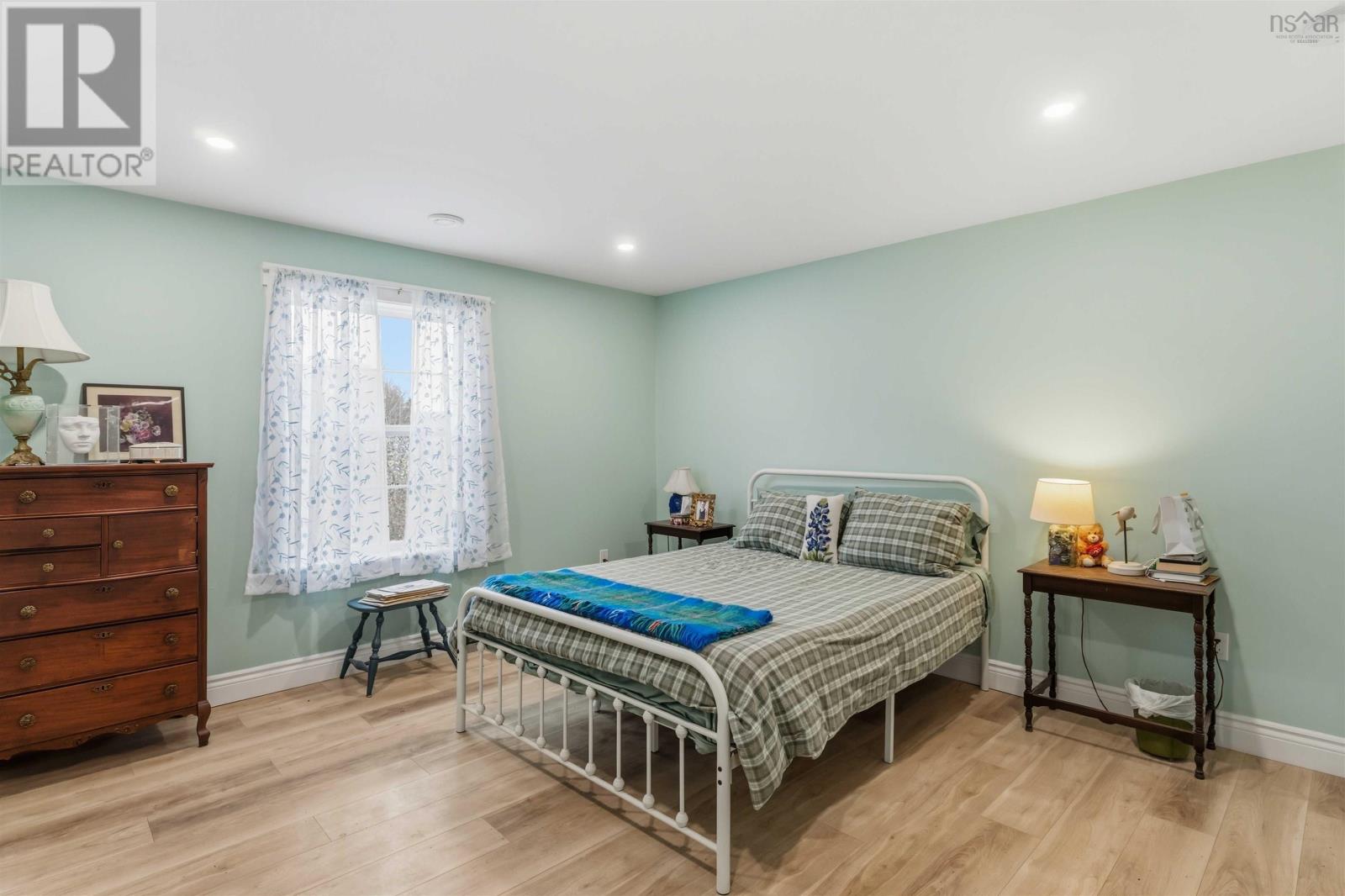 Property 44 of 46 of 6 Massachusetts Road