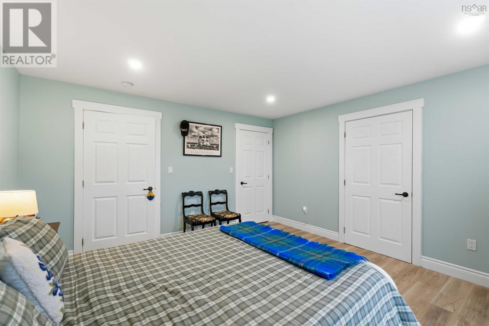 Property 19 of 46 of 6 Massachusetts Road