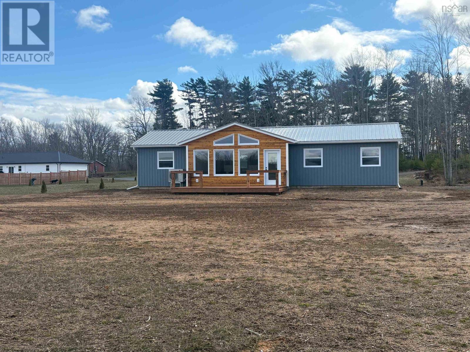 Property 21 of 32 of 668 Whitman Road, Ward/Whitman