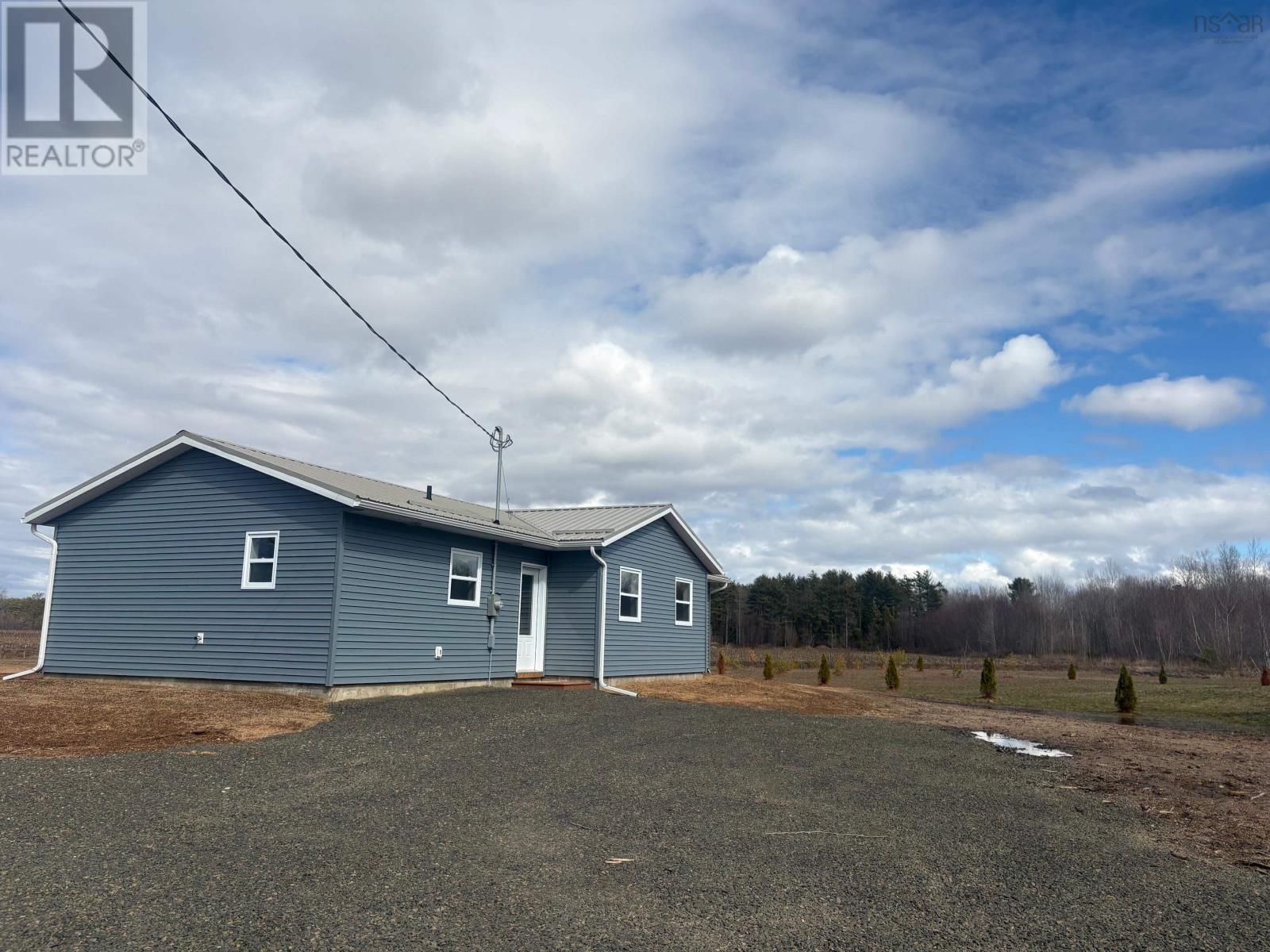 Property 4 of 32 of 668 Whitman Road, Ward/Whitman