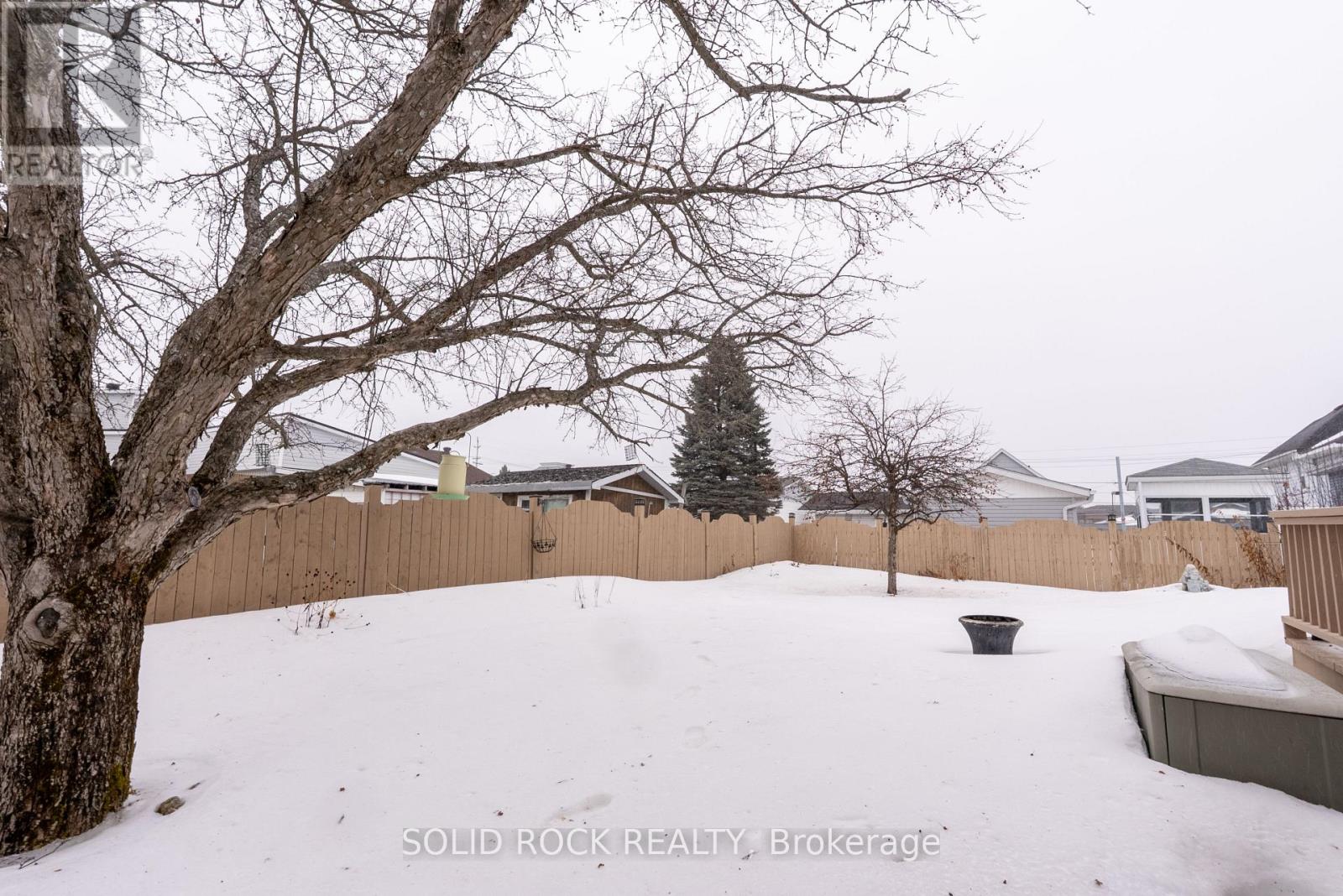 Huge, Fenced Yard