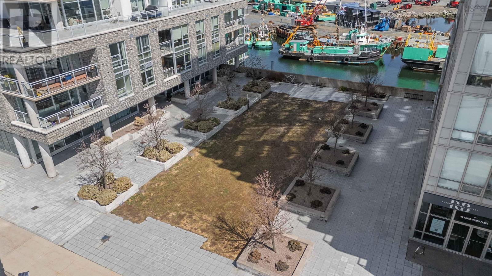 Property 42 of 49 of 904 31 Kings Wharf Place