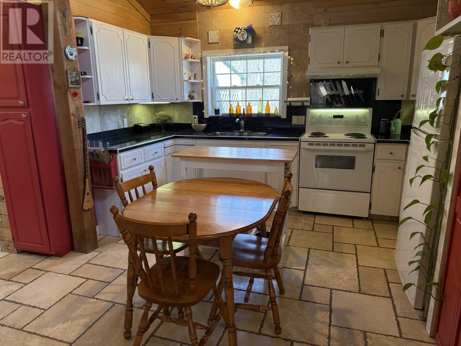 Property 13 of 51 of 259 Angevine Road