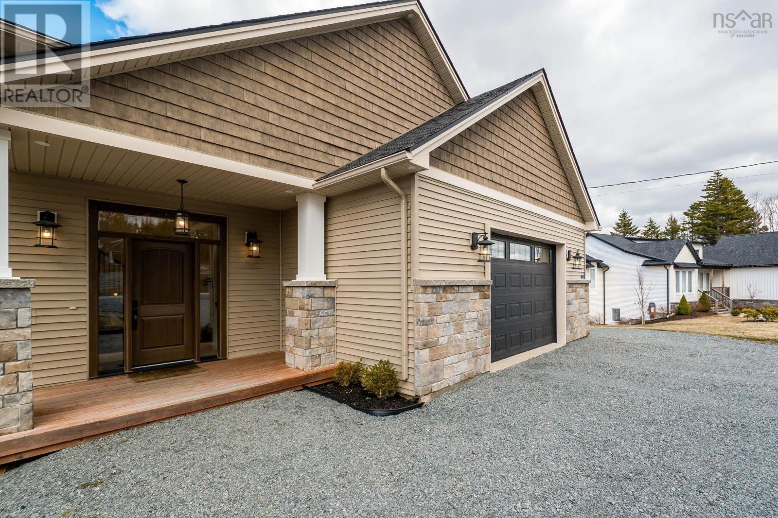 Property 20 of 49 of 237 Magenta Drive