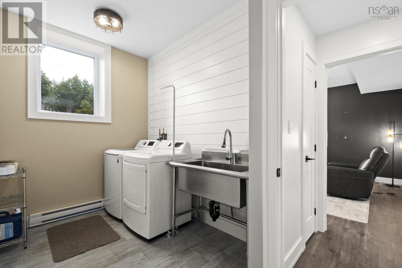 Property 10 of 49 of 237 Magenta Drive