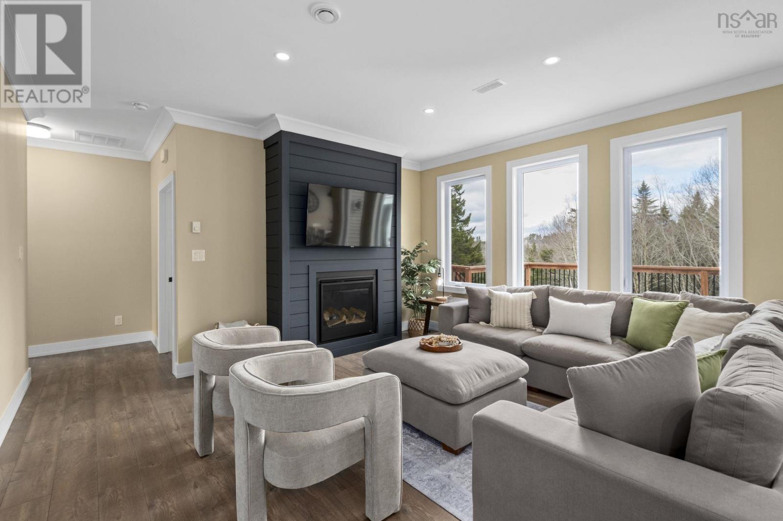 Property 38 of 49 of 237 Magenta Drive