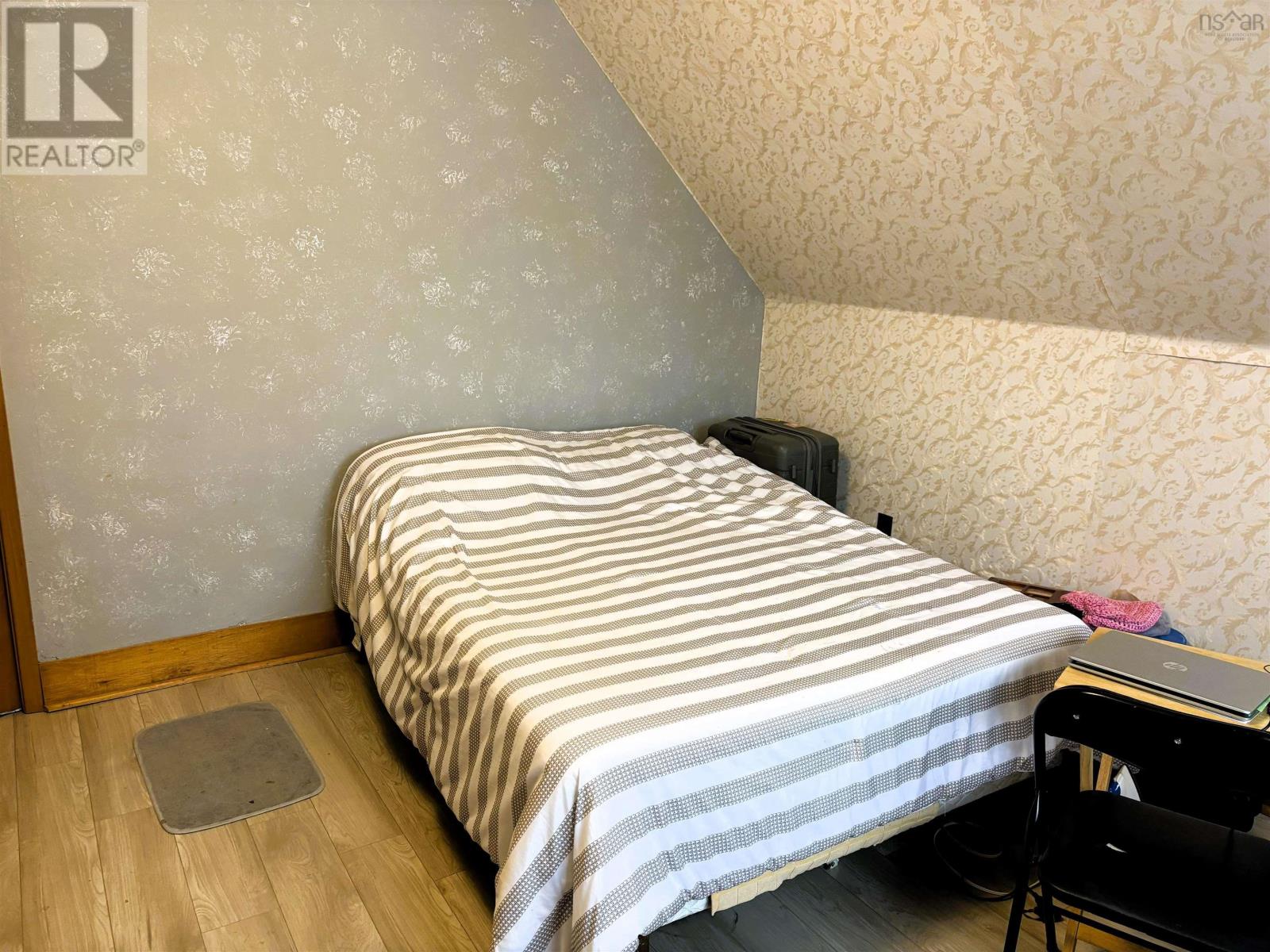 Property 30 of 37 of 49 Chapel Street