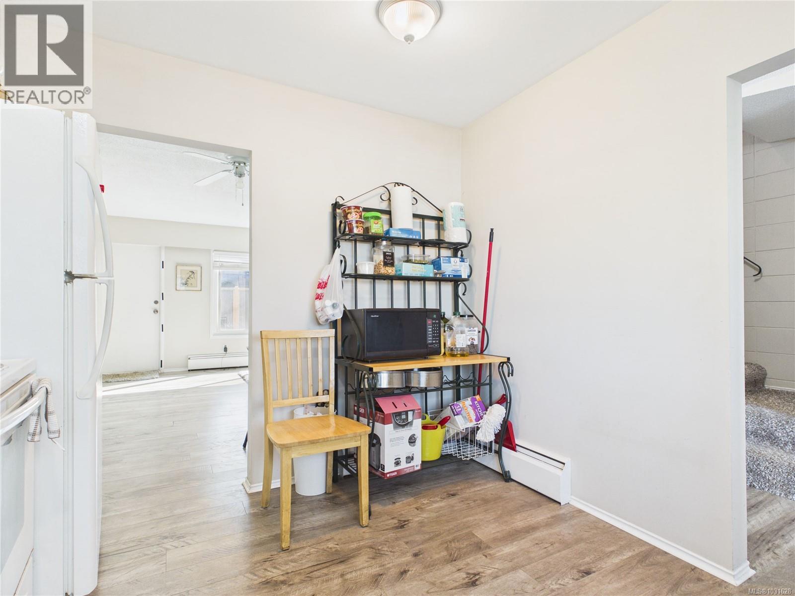 #48 4110 Kendall Ave - 3