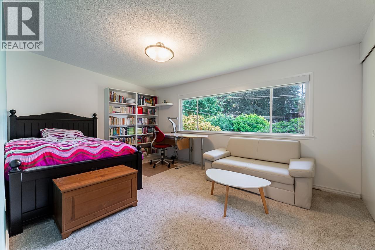 5651 WESTHAVEN ROAD, West Vancouver