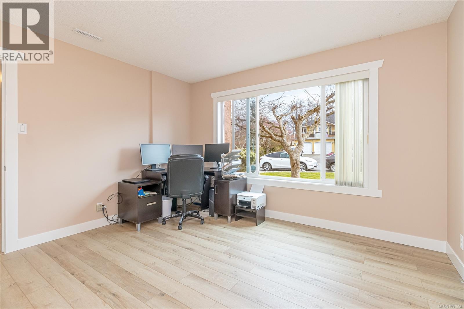 6375 LASALLE RD - 20