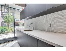 419 - 185 Deerfield Road, Newmarket, ON L3Y0G7 Photo 28