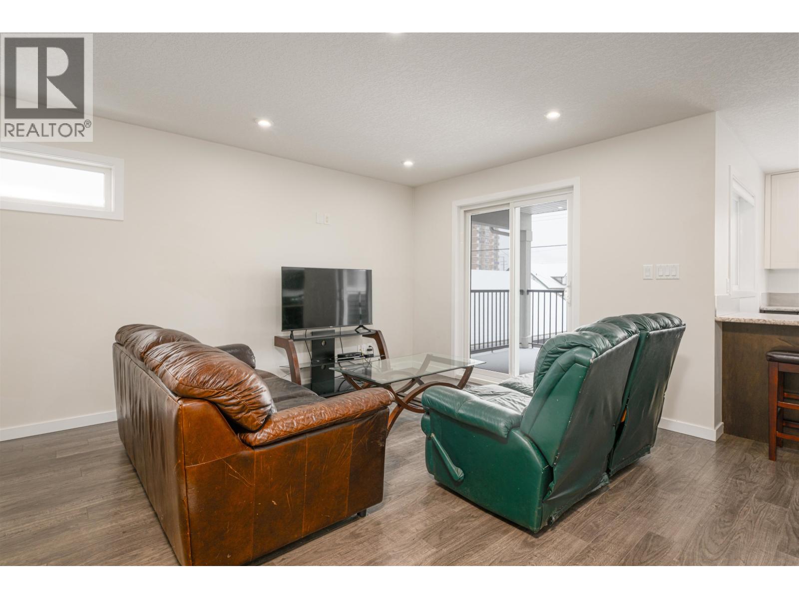 1740 5TH AVENUE - 12