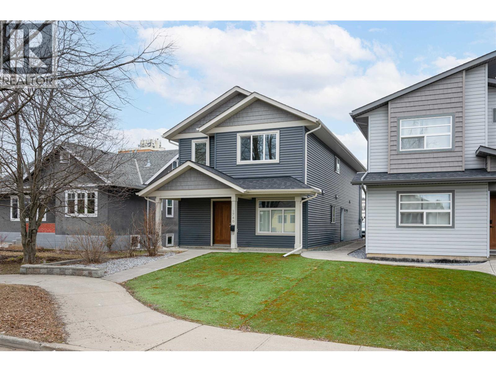 1740 5TH AVENUE - 32