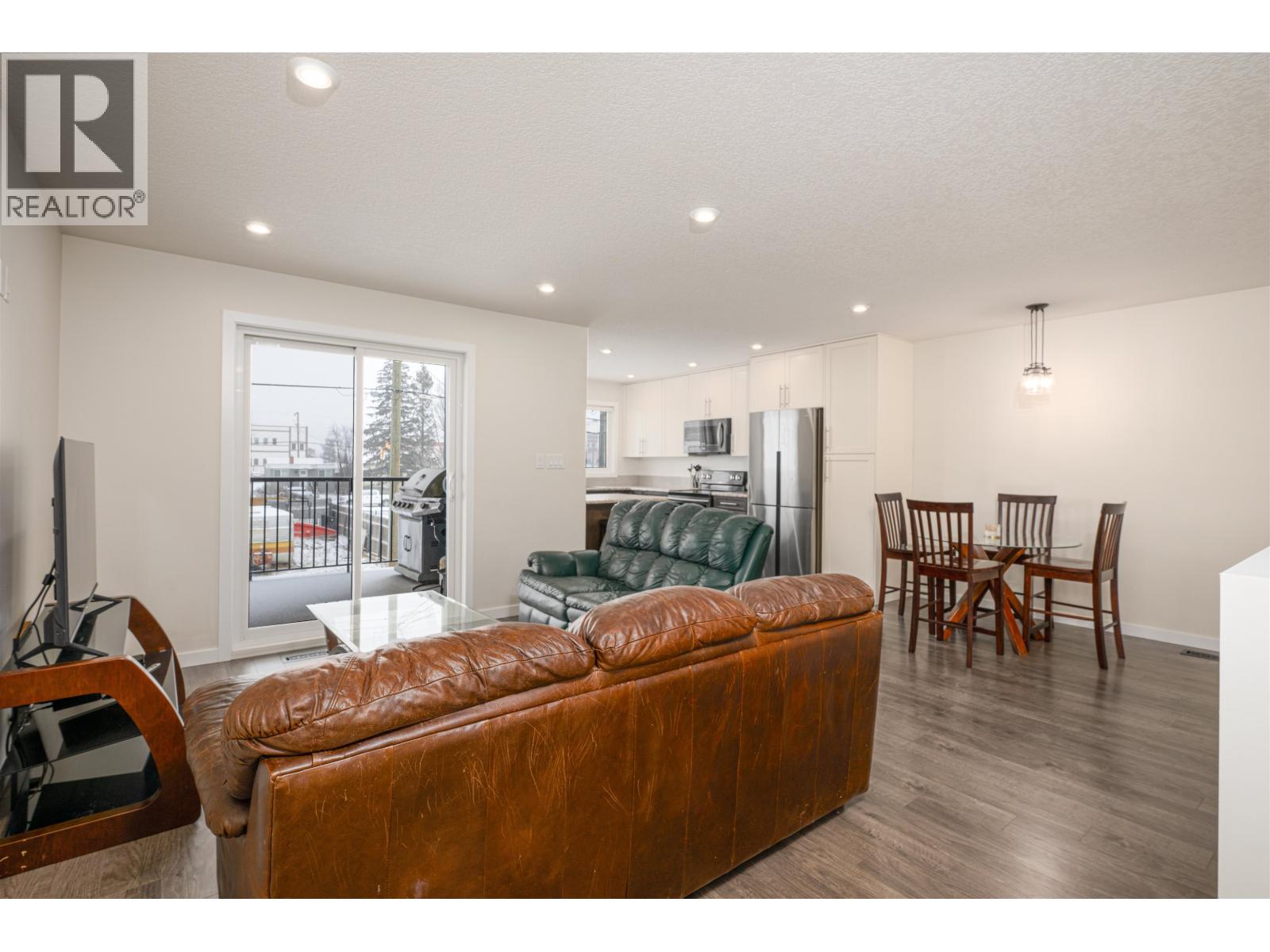 1740 5TH AVENUE - 7