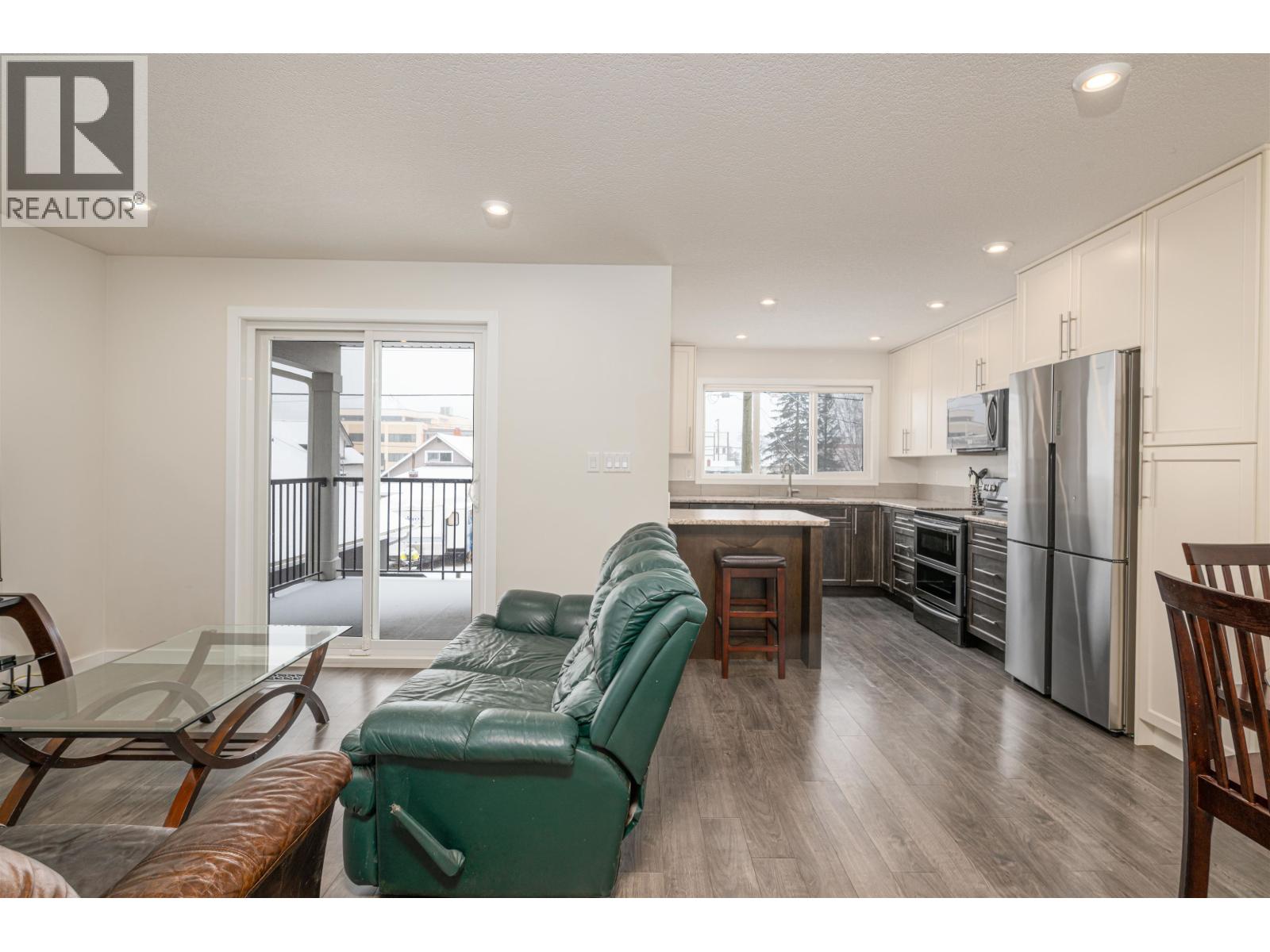 1740 5TH AVENUE - 8