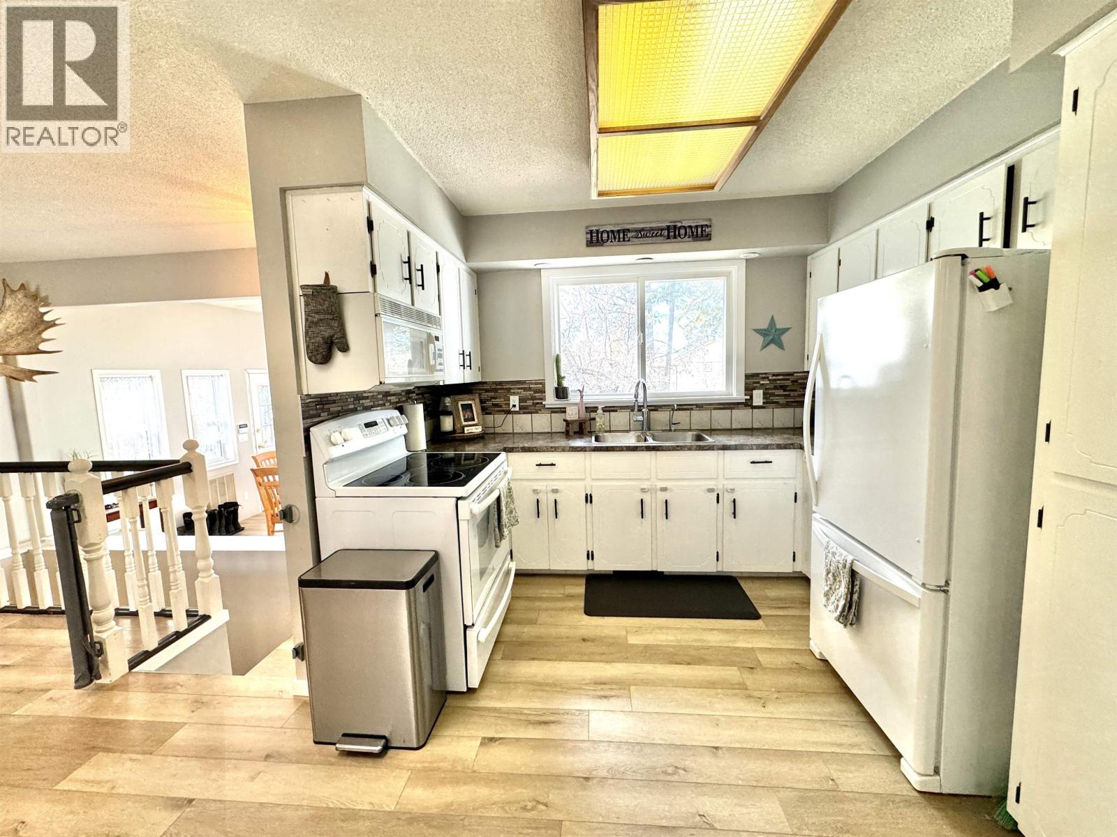 1175 PIGEON AVENUE - 8