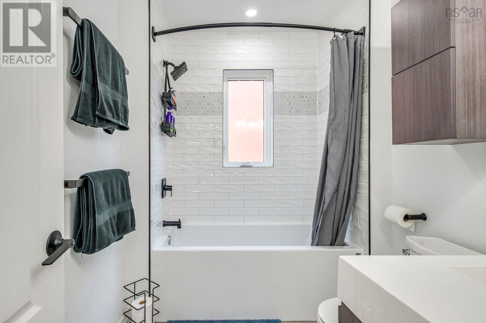 Property 40 of 49 of 3160 Veith Street