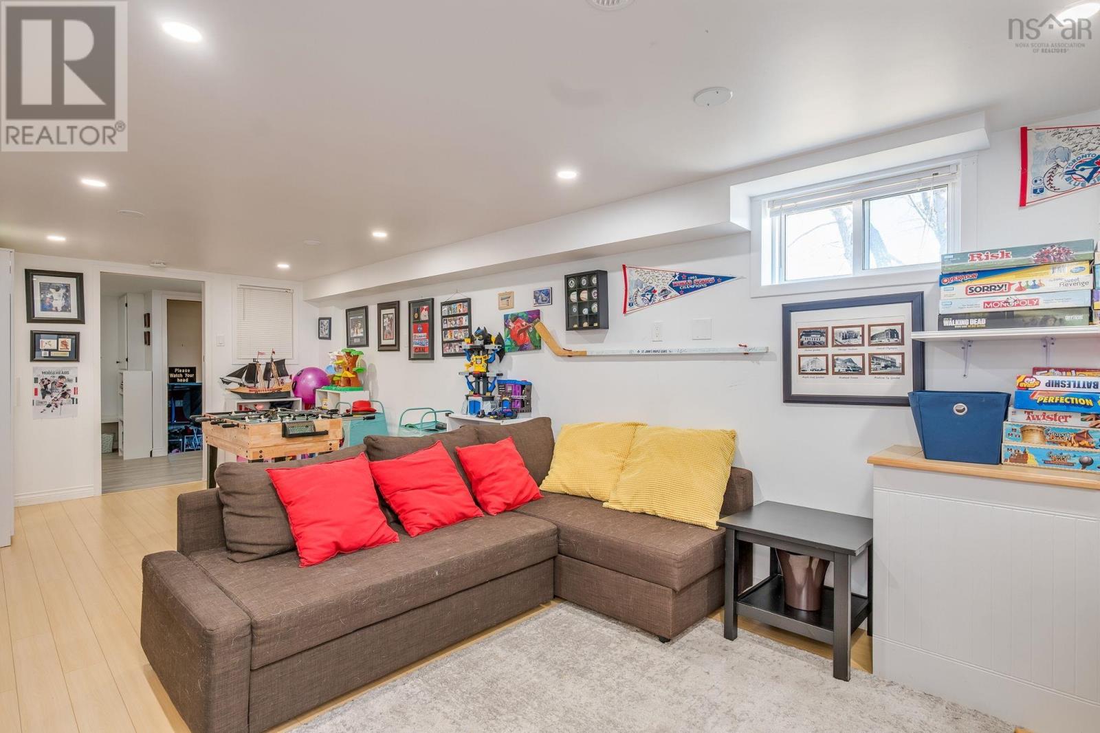 Property 46 of 49 of 3160 Veith Street