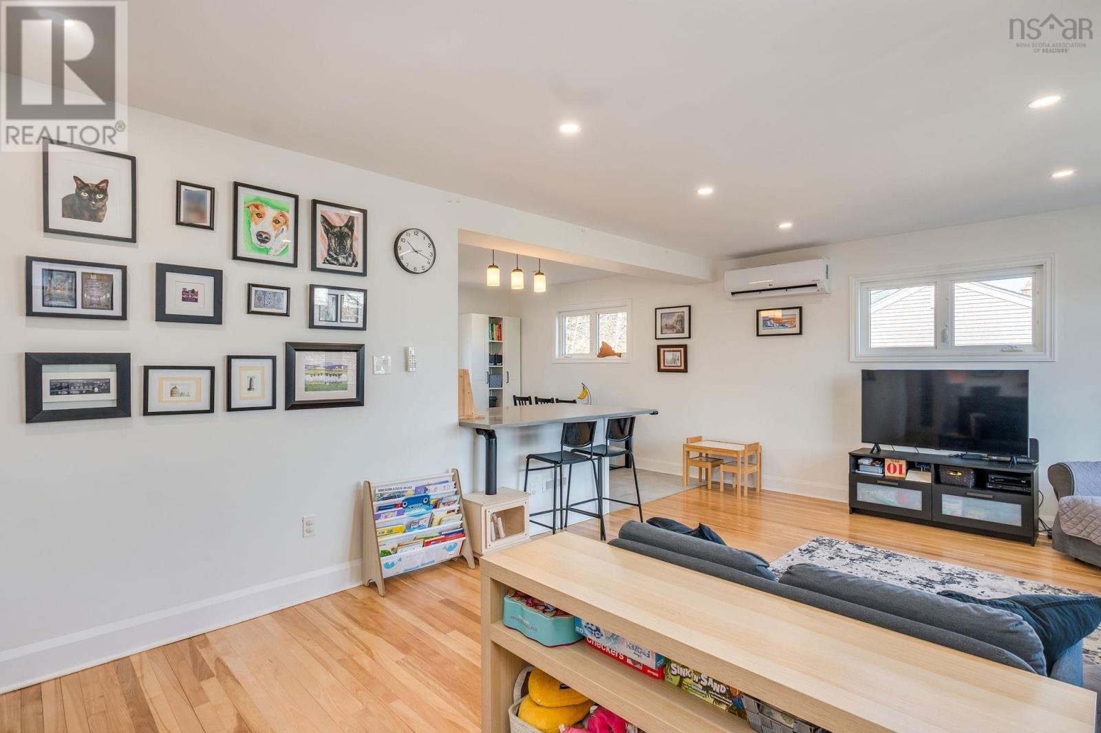 Property 45 of 49 of 3160 Veith Street