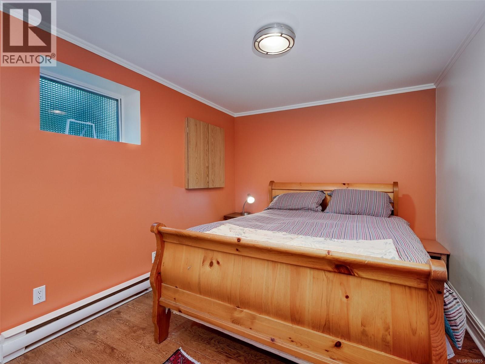  3930 Tudor Avenue, Saanich