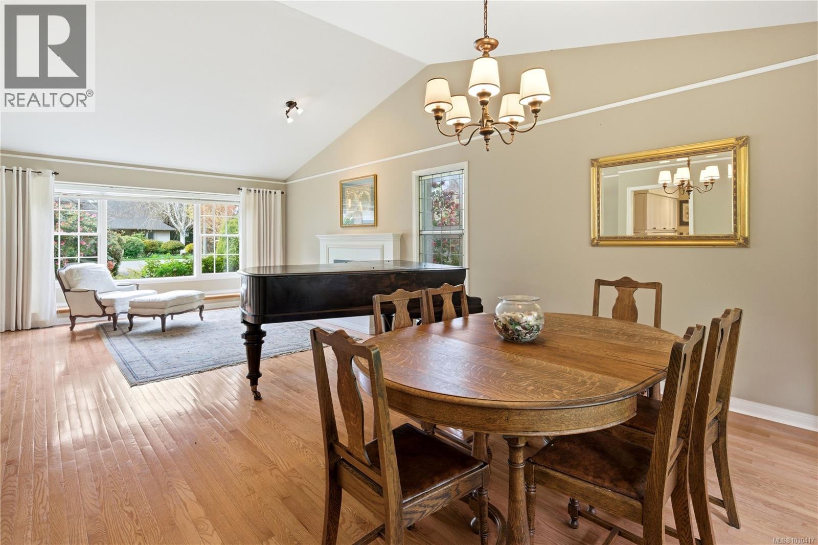 3913 GIBSON CRT - 12