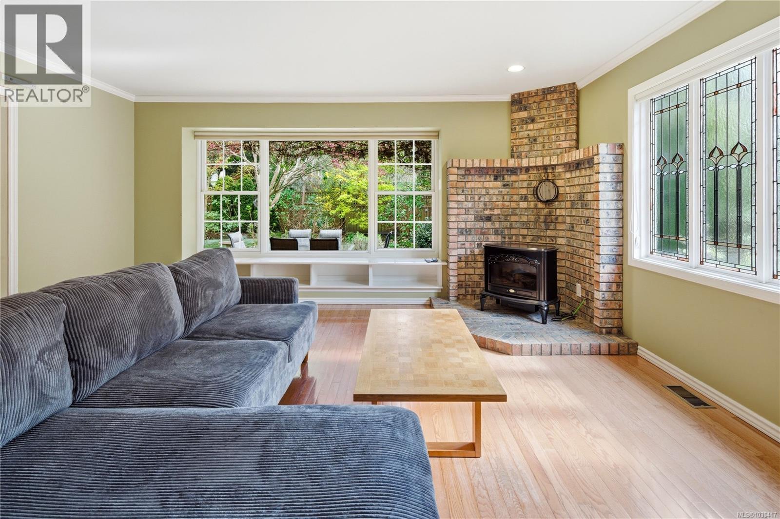 3913 GIBSON CRT - 25