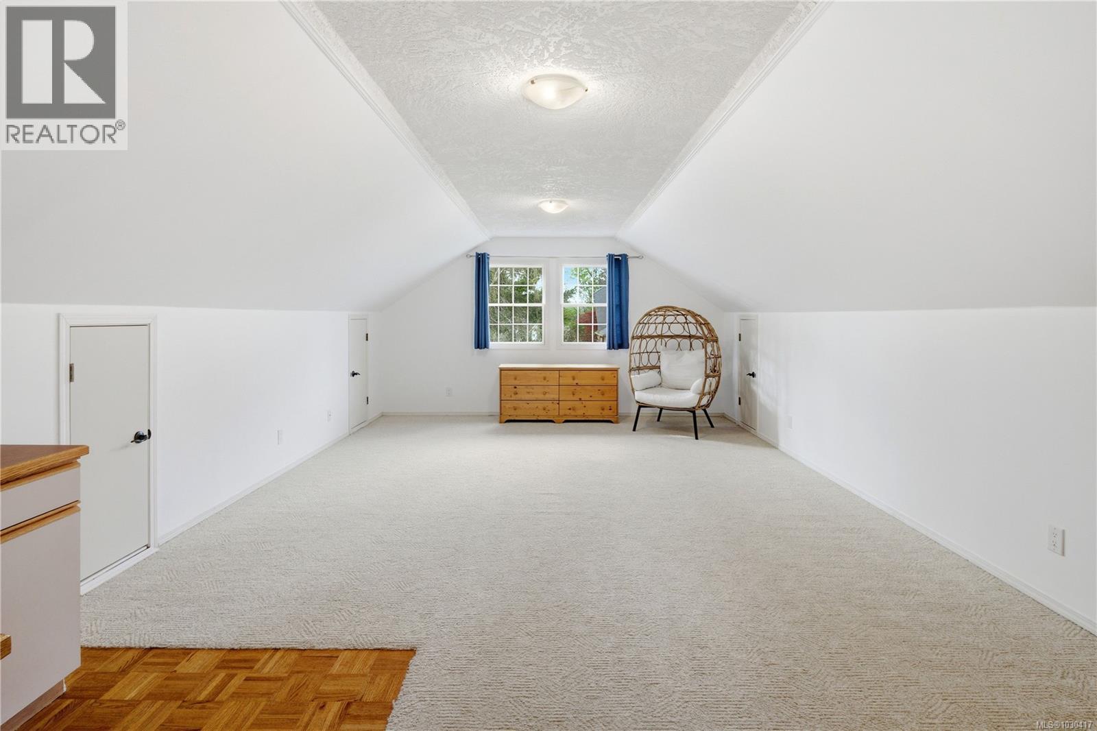 3913 GIBSON CRT - 38