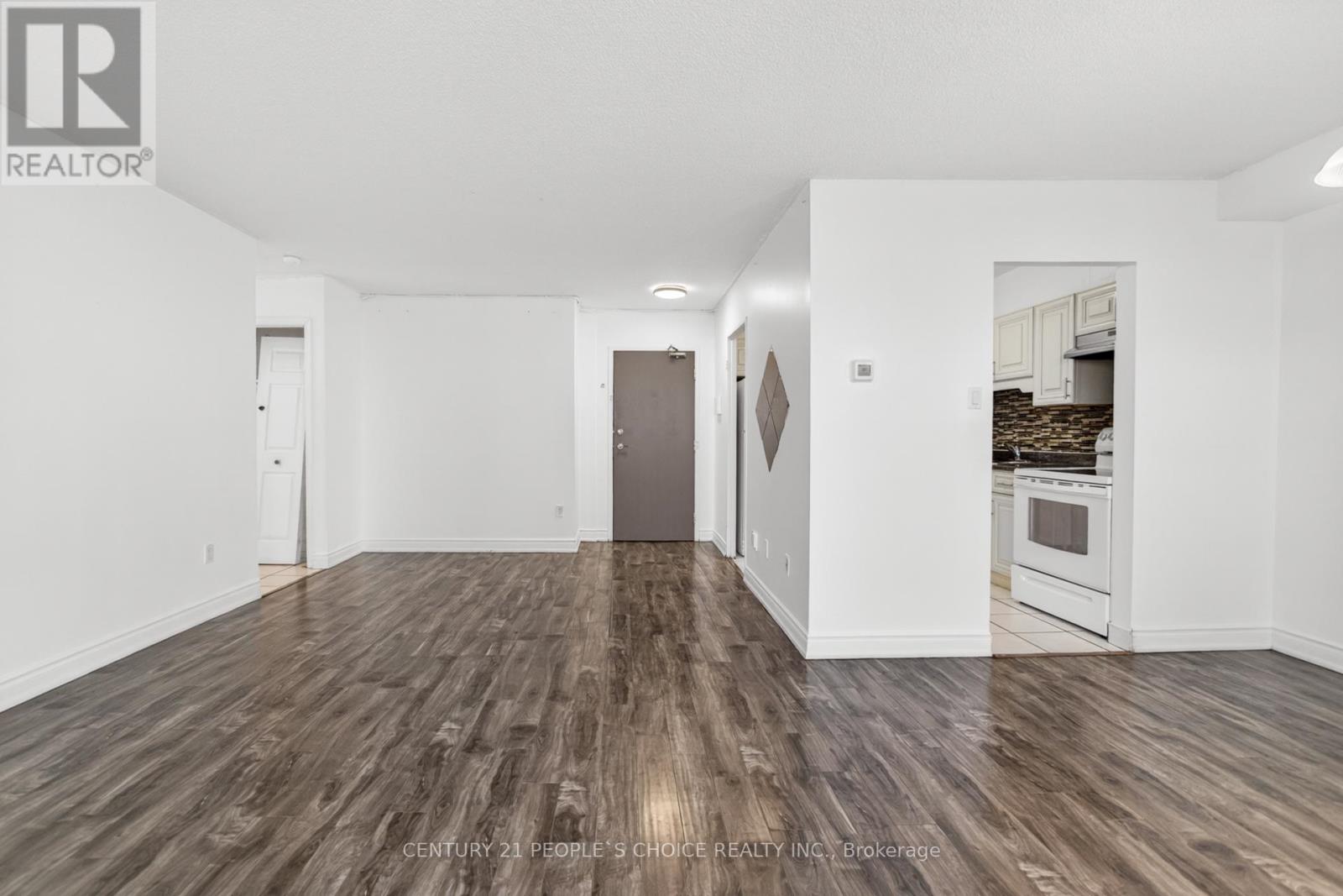 #902 3390 WESTON ROAD - 11