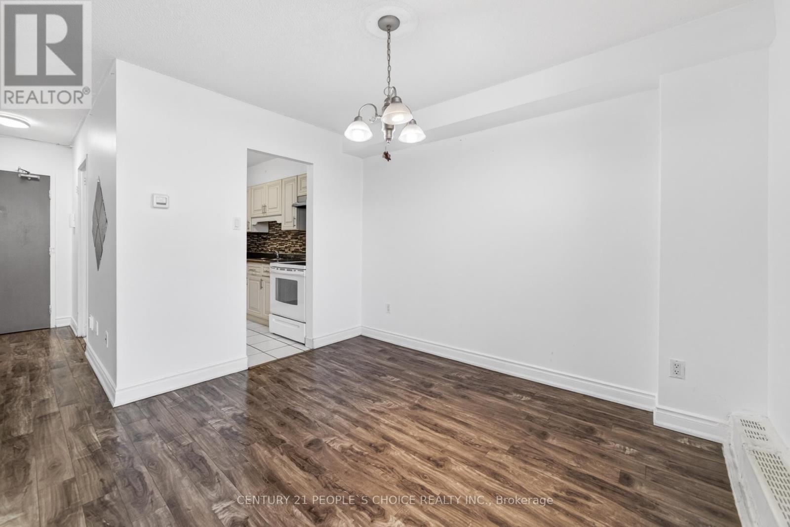 #902 3390 WESTON ROAD - 15