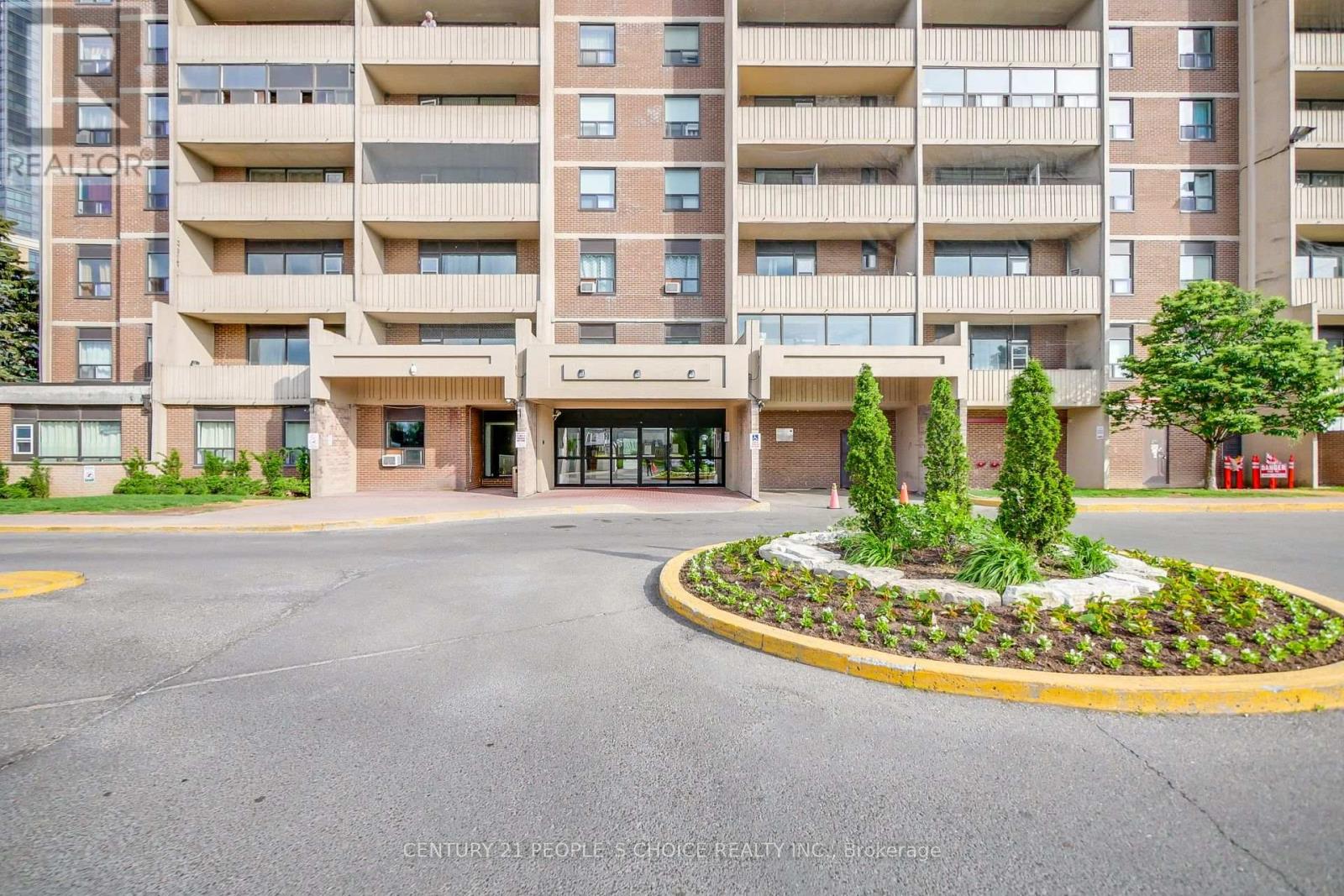 #902 3390 WESTON ROAD - 2