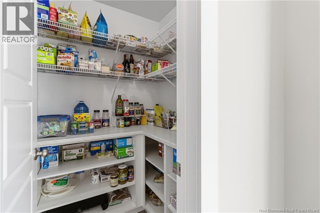 92 Satara Drive - Thumbnail 15