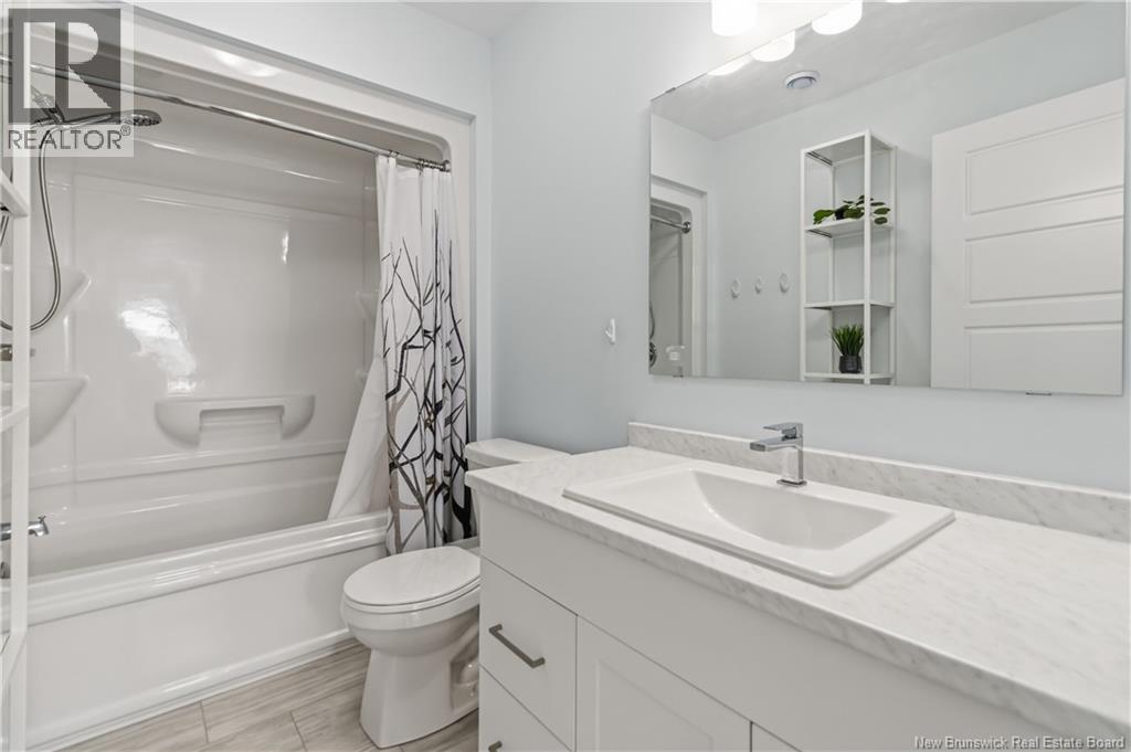 92 Satara Drive - Thumbnail 23