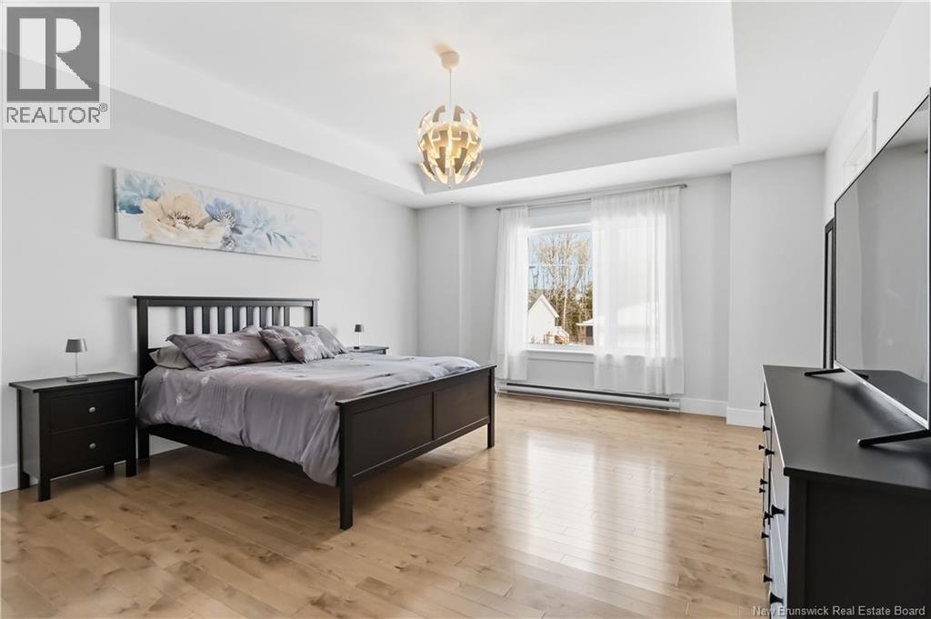 92 Satara Drive - Thumbnail 19