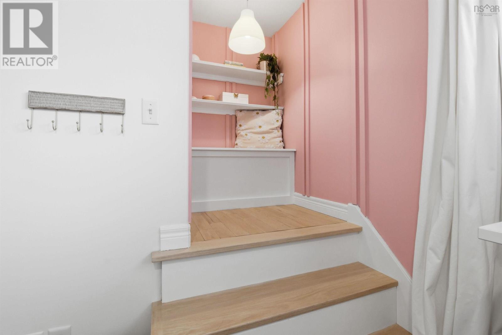 Property 27 of 39 of 4 Stone Gate Court