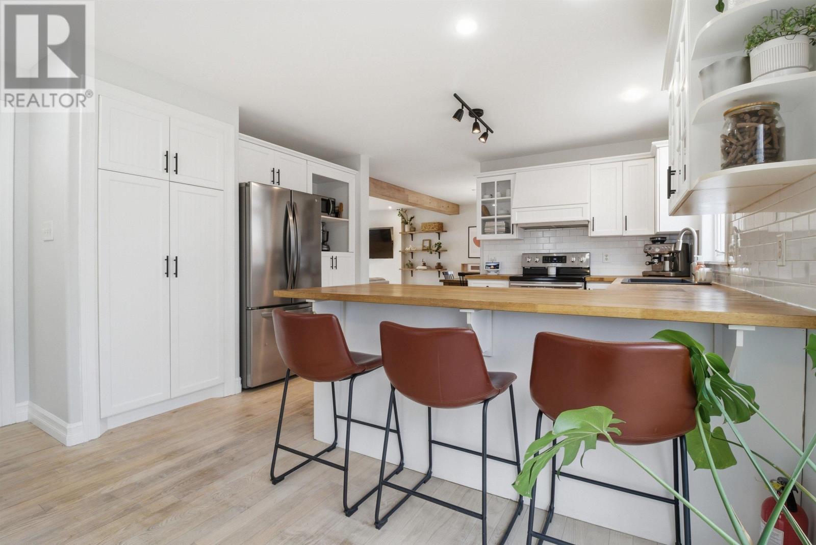 Property 6 of 39 of 4 Stone Gate Court