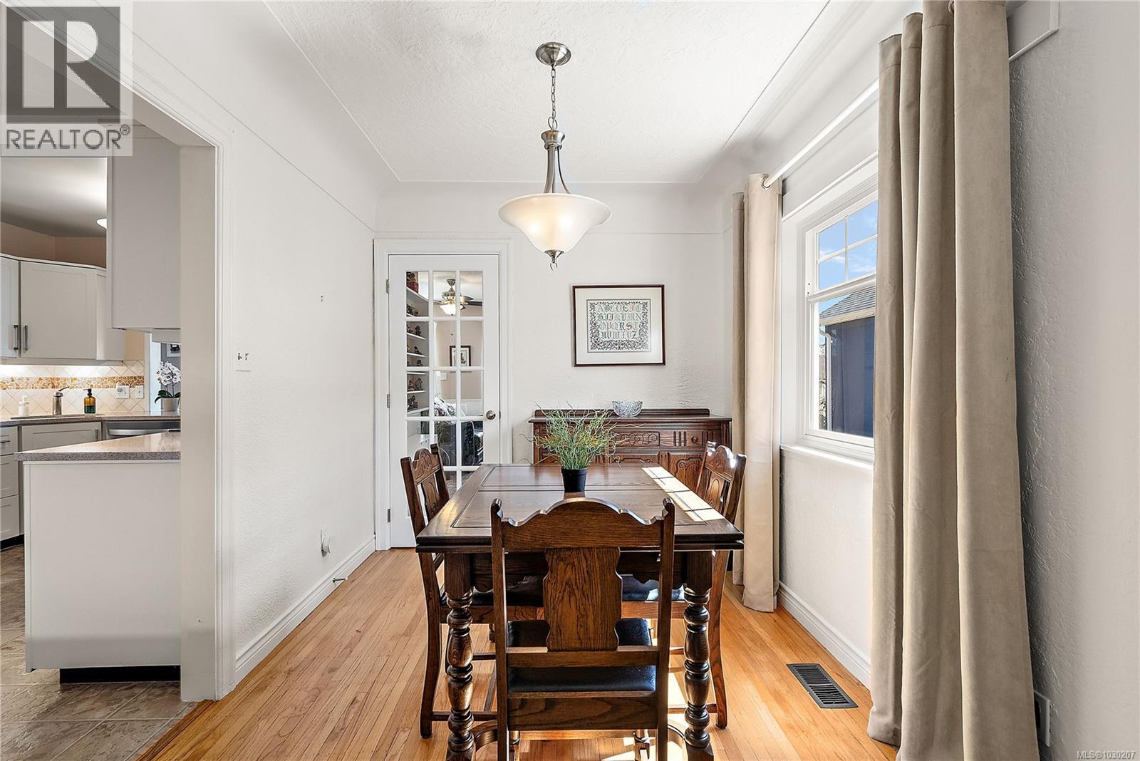 2635 Asquith St, Victoria