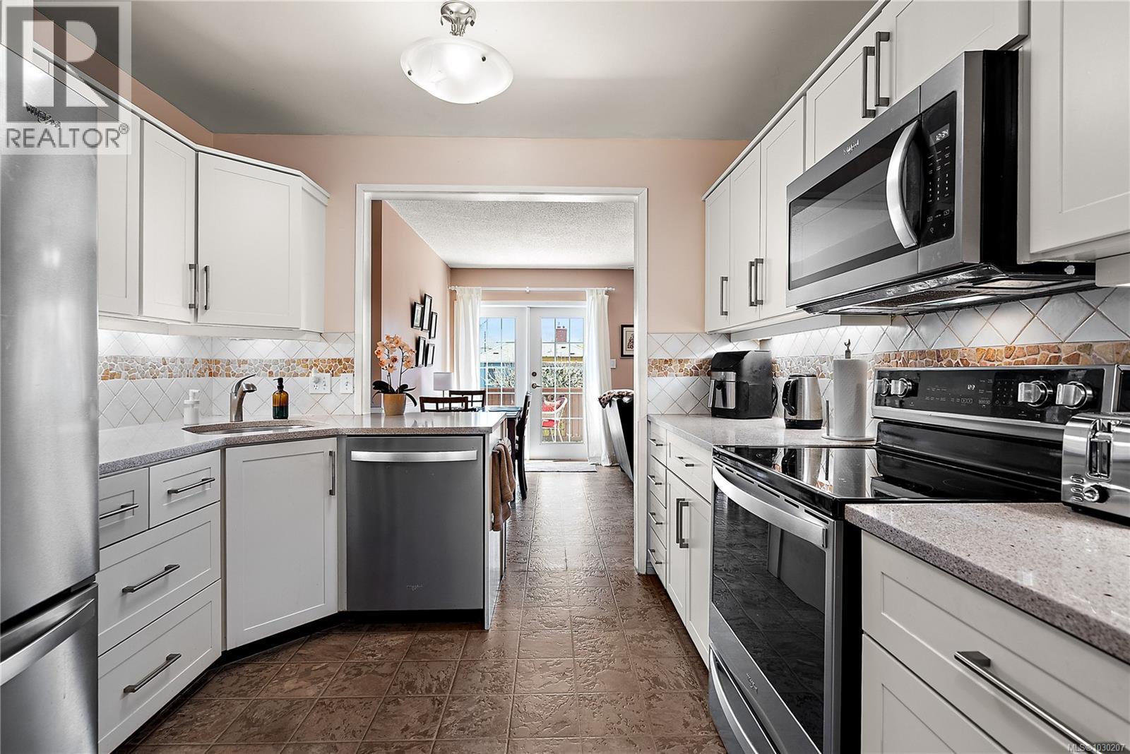 2635 Asquith St, Victoria